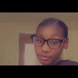 Meet your Posher, Jazmin